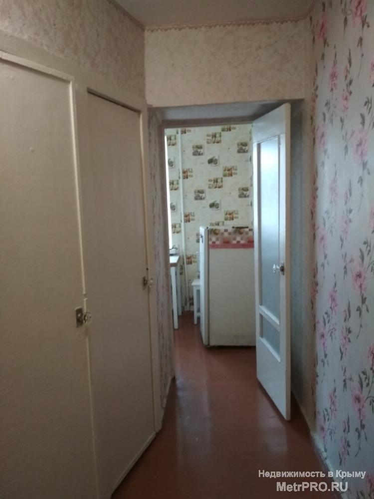 Код объекта 11391512.    Продаётся трёхкомнатная квартира 64/45.8/5.2 кв. м на третьем этаже пятиэтажного блочного... - 13