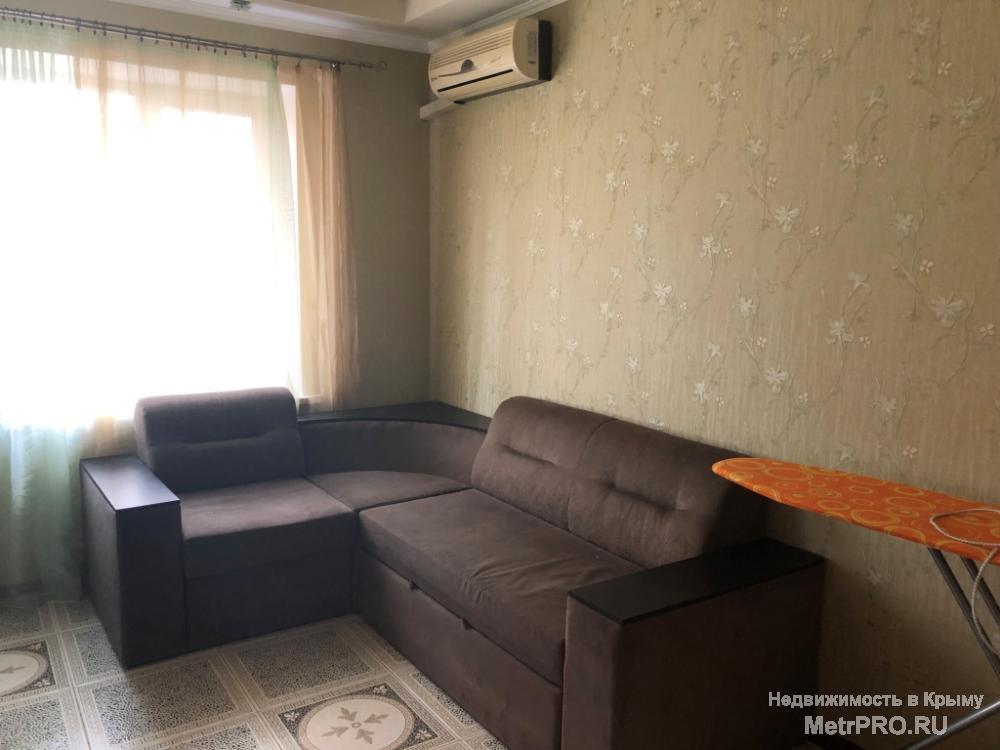 Код объекта 11391349.    Продаю трёхкомнатную квартиру 66.4/47/7.1 кв. м на втором этаже двухэтажного дома по улице...