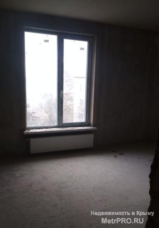 Код объекта 11391419.    Продаётся  трёхкомнатная квартира 114.9/58.5/15 кв. м на первом этаже пятиэтажного дома по... - 3