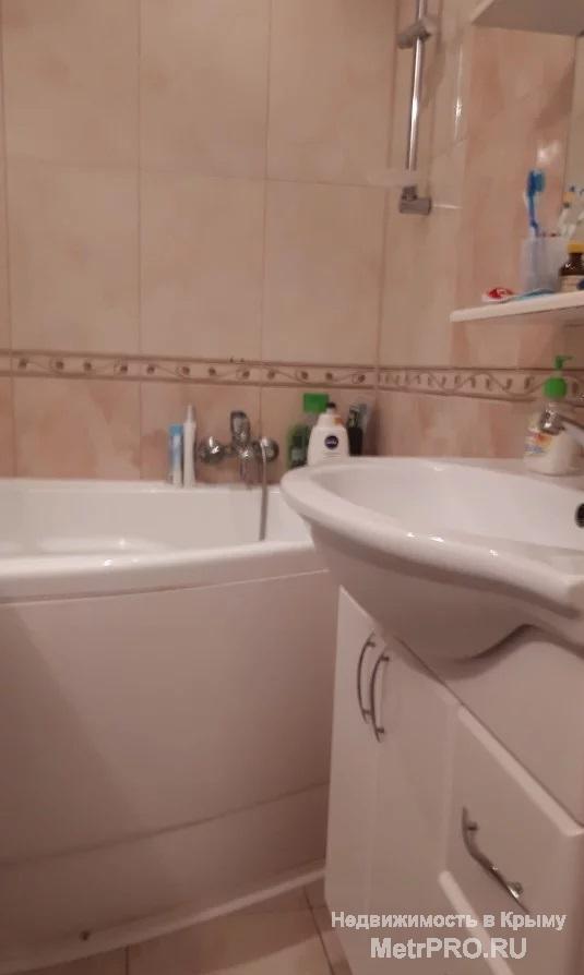 Код объекта 11391426.    Продаётся трёхкомнатная квартира 72/40/11 кв. м на 9 этаже 9-этажного блочного дома по улице... - 1