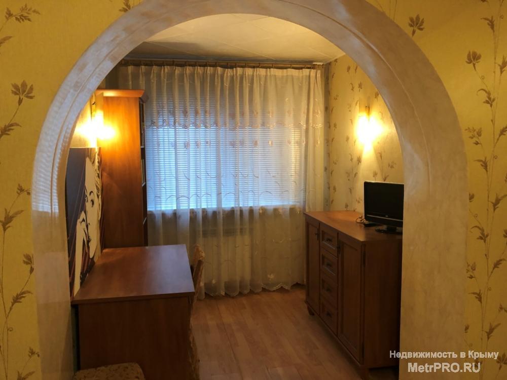 Код объекта 11391380.    Продаю четырёхкомнатную квартиру 81.5/50.1/9.2 кв. м на первом этаже пятиэтажного дома по... - 5