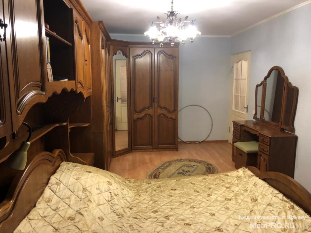 Код объекта 11391380.    Продаю четырёхкомнатную квартиру 81.5/50.1/9.2 кв. м на первом этаже пятиэтажного дома по... - 8