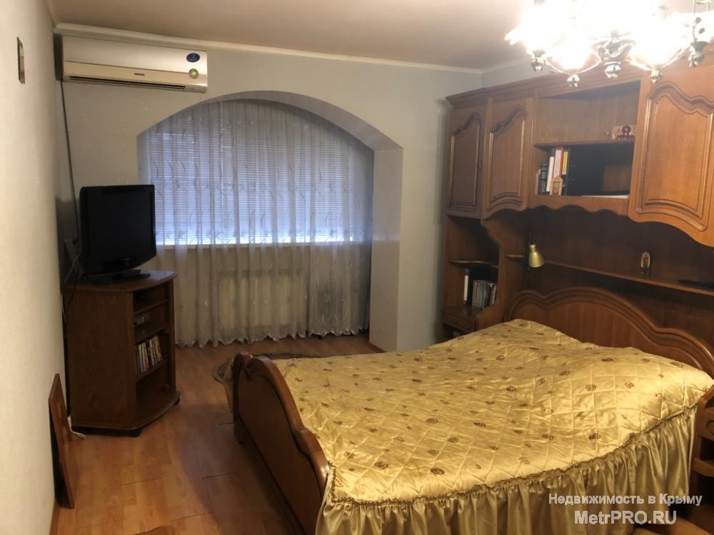 Код объекта 11391380.    Продаю четырёхкомнатную квартиру 81.5/50.1/9.2 кв. м на первом этаже пятиэтажного дома по... - 9