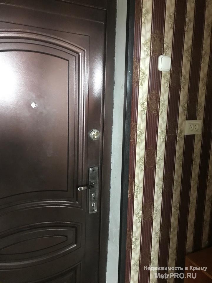 Код объекта 11391416.    Продаю двухкомнатную квартиру 31/21/5 кв. м на пятом этаже пятиэтажного блочного дома по... - 4