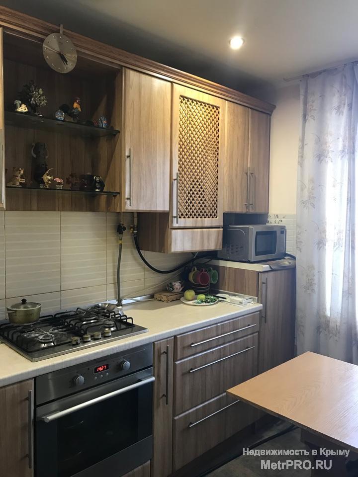 Код объекта 11391399.    Продаю трёхкомнатную квартиру 72.6/47.1/10 кв. м на первом этаже двухэтажного дома по улице... - 8