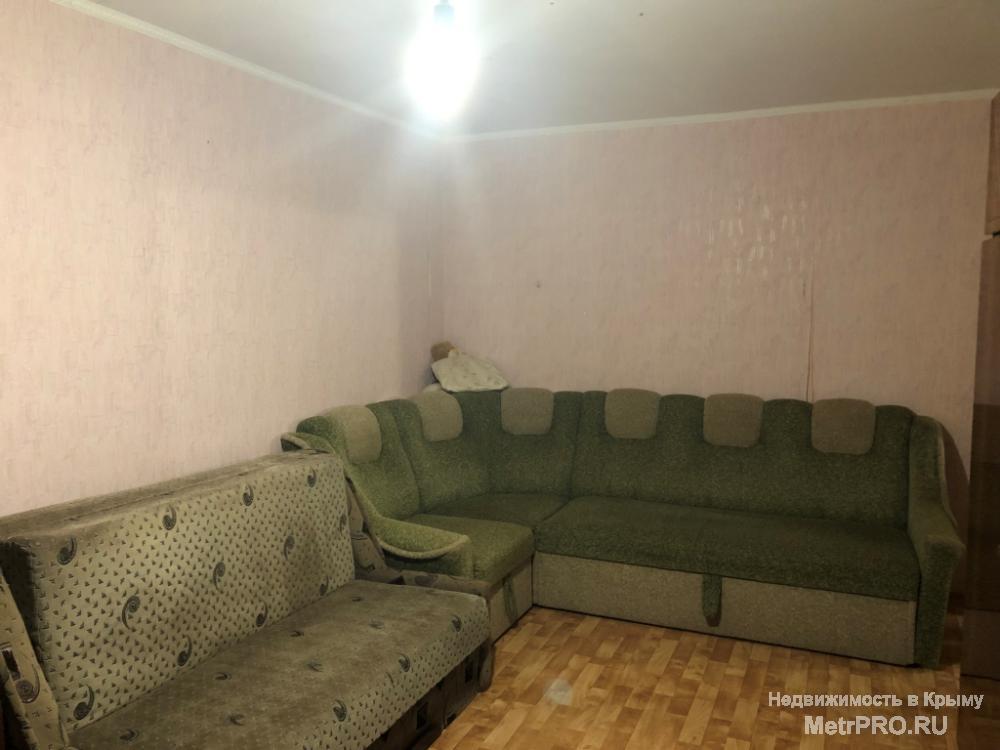 Код объекта 11391355.    Продаётся трёхкомнатная квартира 66/39/9 кв. м на третьем этаже пятиэтажного блочного дома...