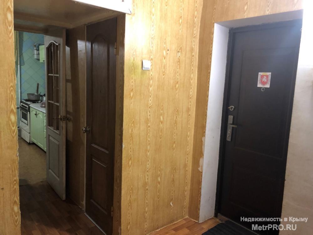 Код объекта 11391355.    Продаётся трёхкомнатная квартира 66/39/9 кв. м на третьем этаже пятиэтажного блочного дома... - 8