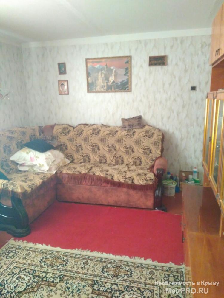 Код объекта 11391336.    Продаю трёхкомнатную квартиру 64/42/8 кв. м на четвёртом этаже пятиэтажного блочного дома по... - 3