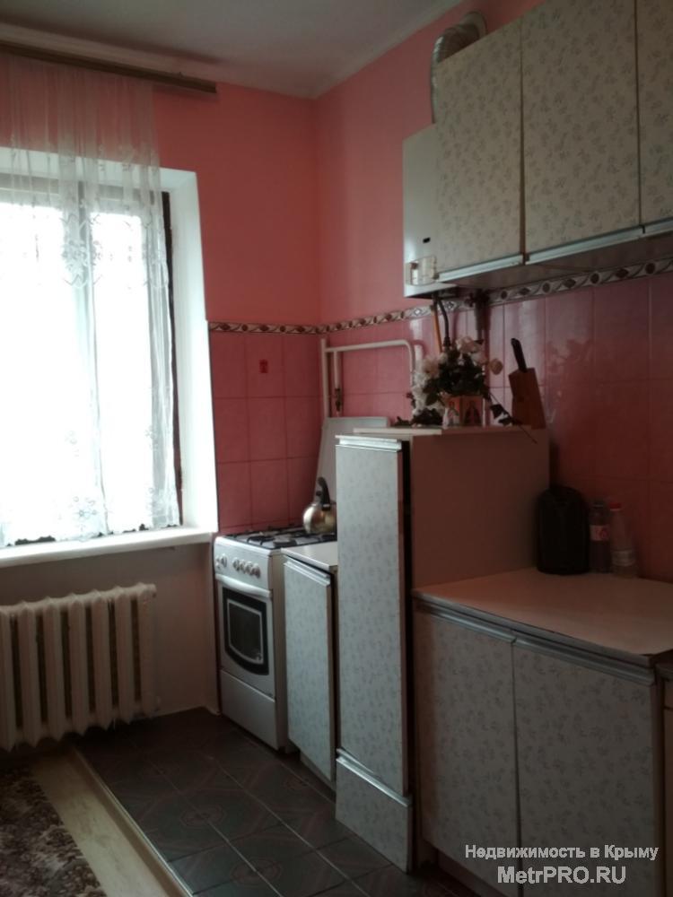 Код объекта 11391518.    Продаётся трёхкомнатная квартира 66.2/42/11.1 кв. м на втором этаже двухэтажного блочного...