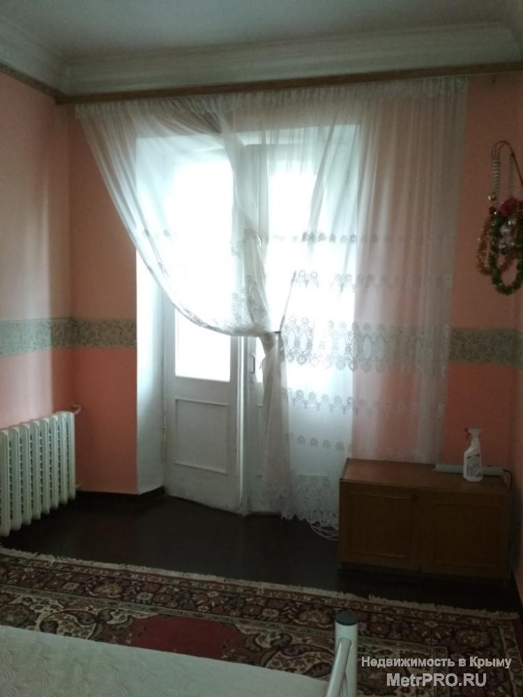 Код объекта 11391518.    Продаётся трёхкомнатная квартира 66.2/42/11.1 кв. м на втором этаже двухэтажного блочного... - 4
