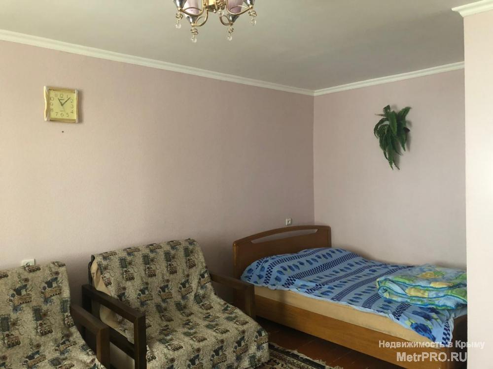 Код объекта 14396497.    Продам однокомнатную квартиру 37.5/18/8 кв. м на седьмом этаже  девятиэтажного блочного дома... - 4