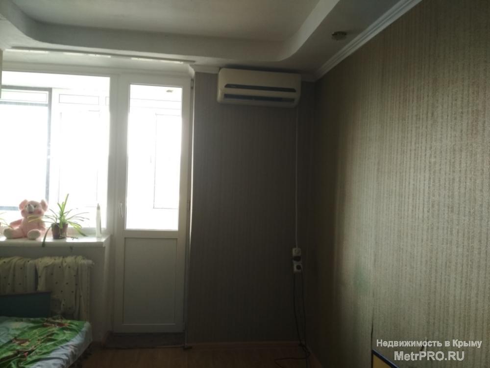 Код объекта 14644883.    Продам однокомнатную квартиру 50.2 кв. м на третьем этаже трёхэтажного блочного дома по...
