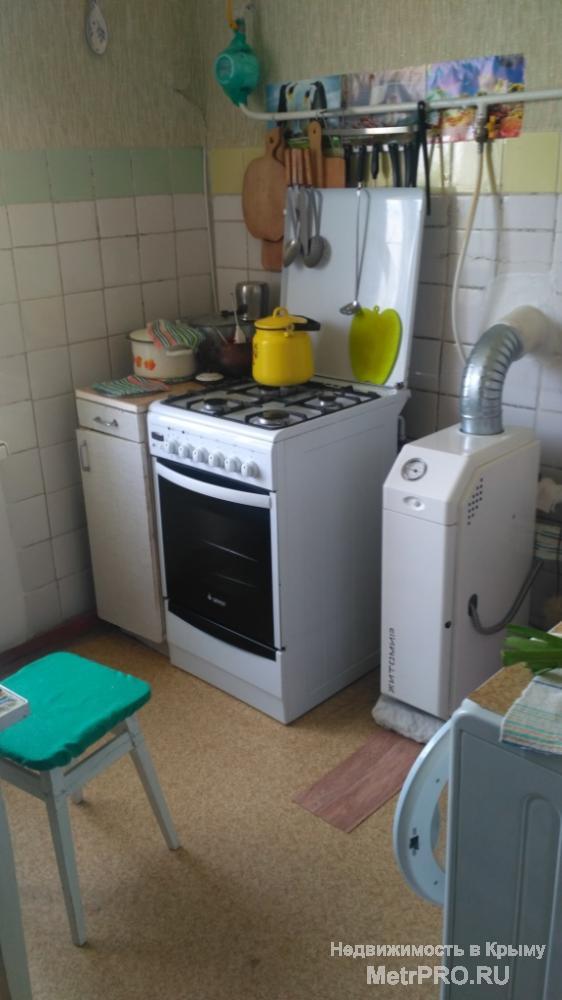 Код объекта  14707967.    Продам четырёхкомнатную квартиру 75/55/7 кв. м на пятом этаже пятиэтажного блочного дома на...