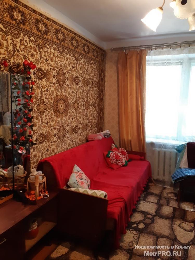 Код объекта 16987802.    Продам трёхкомнатную квартиру 59.7/41.3/6.1 кв. м на втором этаже пятиэтажного блочного дома...