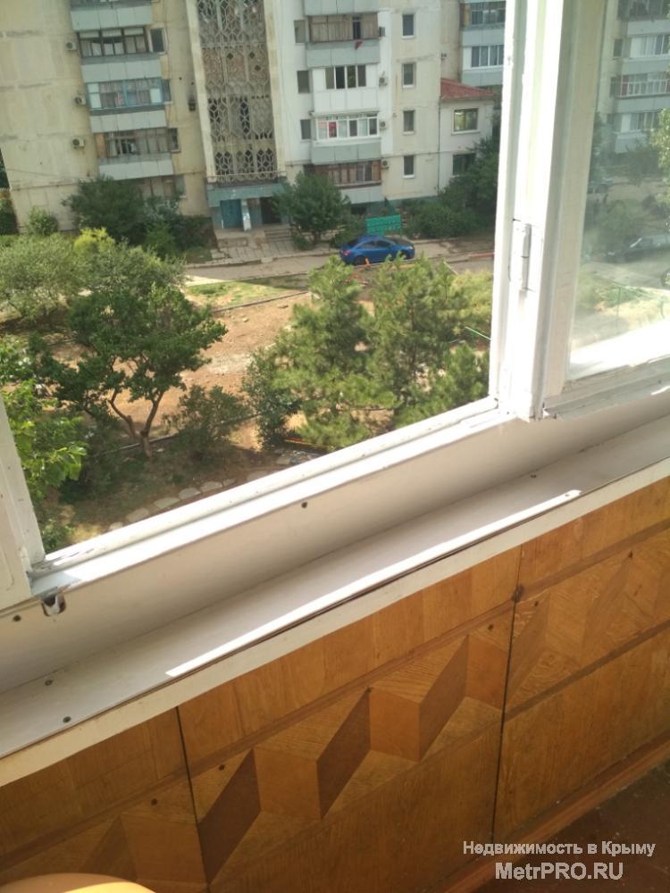 Код объекта 17381326.    Продам двухкомнатную квартиру 59.5/27.5/9 кв. м на пятом этаже девятиэтажного блочного дома... - 1