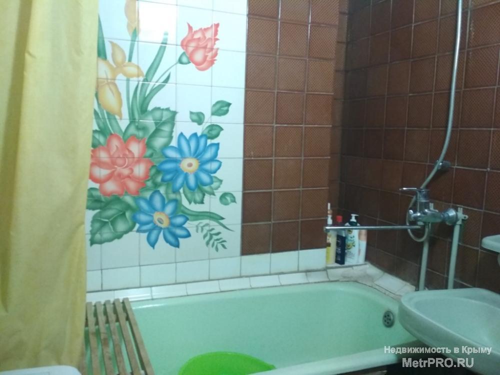 Код объекта 17381326.    Продам двухкомнатную квартиру 59.5/27.5/9 кв. м на пятом этаже девятиэтажного блочного дома... - 3