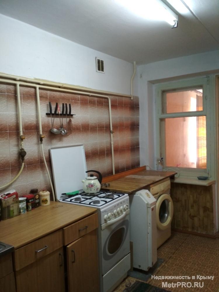 Код объекта 21947802.    Продам 4-комнатную квартиру в г. Саки!    Продам четырёхкомнатную квартиру 72.2/52.1/7.9 кв.... - 4
