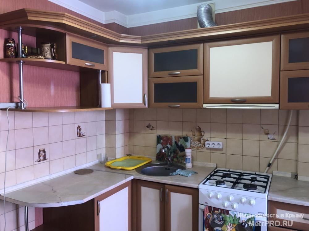 Код объекта 22045109.    Продам однокомнатную квартиру 33.1/11.8/6.6 кв. м на шестом этаже девятиэтажного блочного...