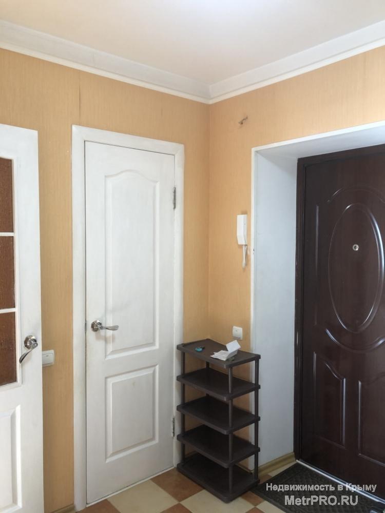 Код объекта 22045109.    Продам однокомнатную квартиру 33.1/11.8/6.6 кв. м на шестом этаже девятиэтажного блочного... - 11