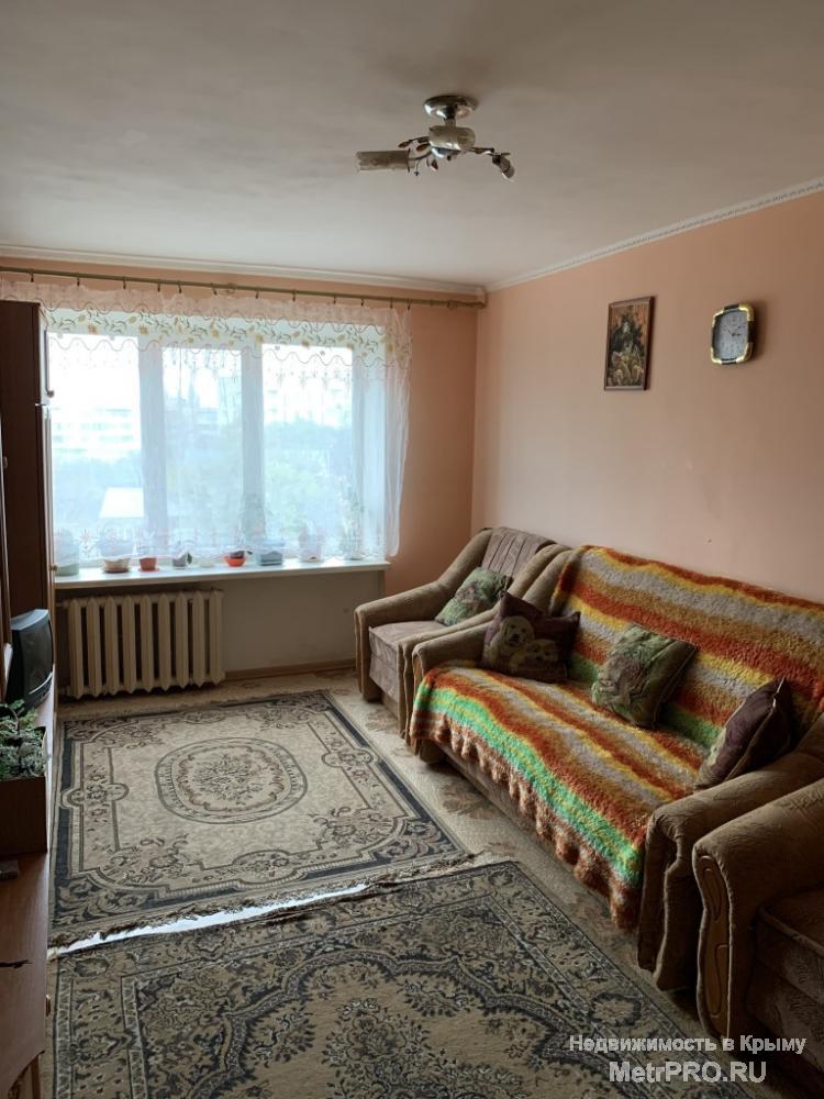 Код объекта 22649083.    Продам 3-комнатную квартиру 60.6/42.6/6.1 кв. м на третьем этаже пятиэтажного блочного дома...