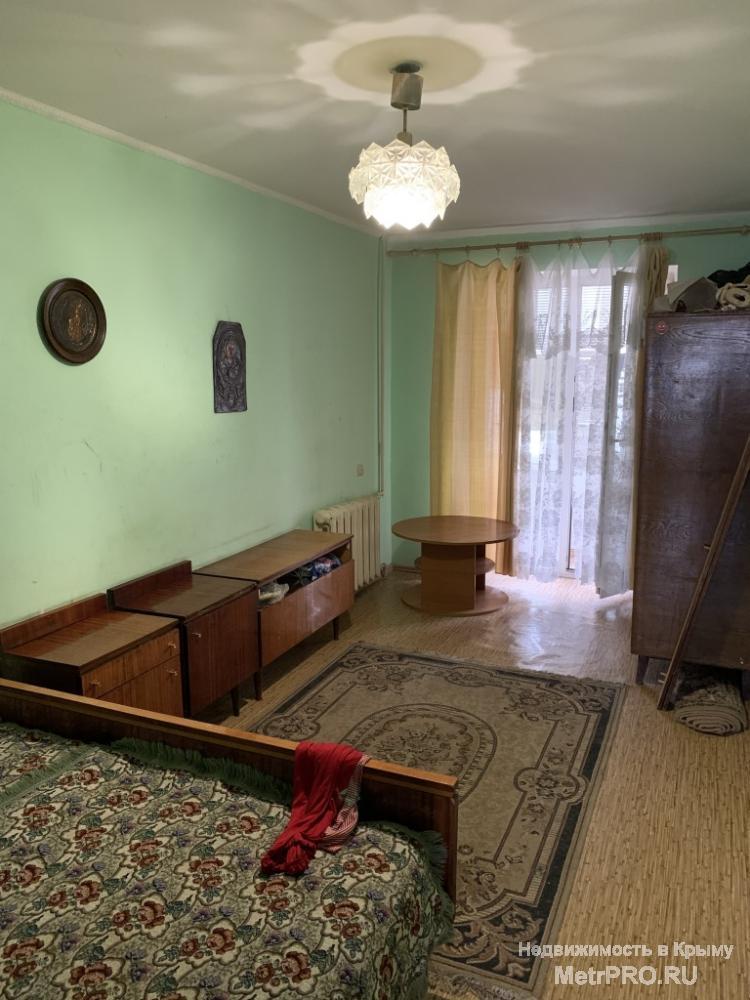 Код объекта 22649083.    Продам 3-комнатную квартиру 60.6/42.6/6.1 кв. м на третьем этаже пятиэтажного блочного дома... - 3