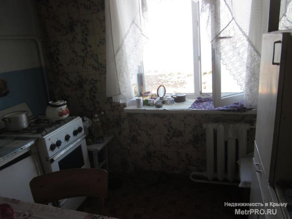 Код объекта 23160796.    Продаю четырёхкомнатную квартиру 63/47.3/6 кв. м на пятом этаже пятиэтажного блочного дома...