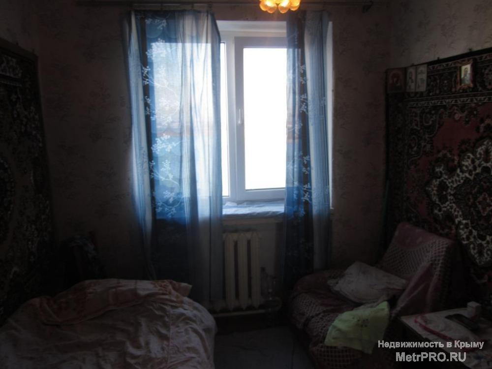 Код объекта 23160796.    Продаю четырёхкомнатную квартиру 63/47.3/6 кв. м на пятом этаже пятиэтажного блочного дома... - 3