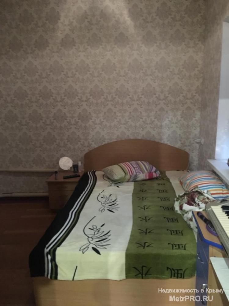 Код объекта 13073986.    Продаётся однокомнатная квартира 57/11/22 кв. м в одноэтажном блочном дома по улице... - 2