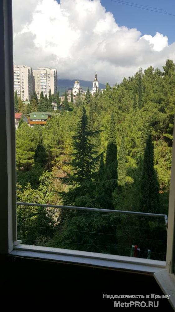 Код объекта 11430501.    Продаётся трёхкомнатная квартира 68.5/42.9/9.4 кв. м на шестом этаже четырнадцатиэтажного... - 8