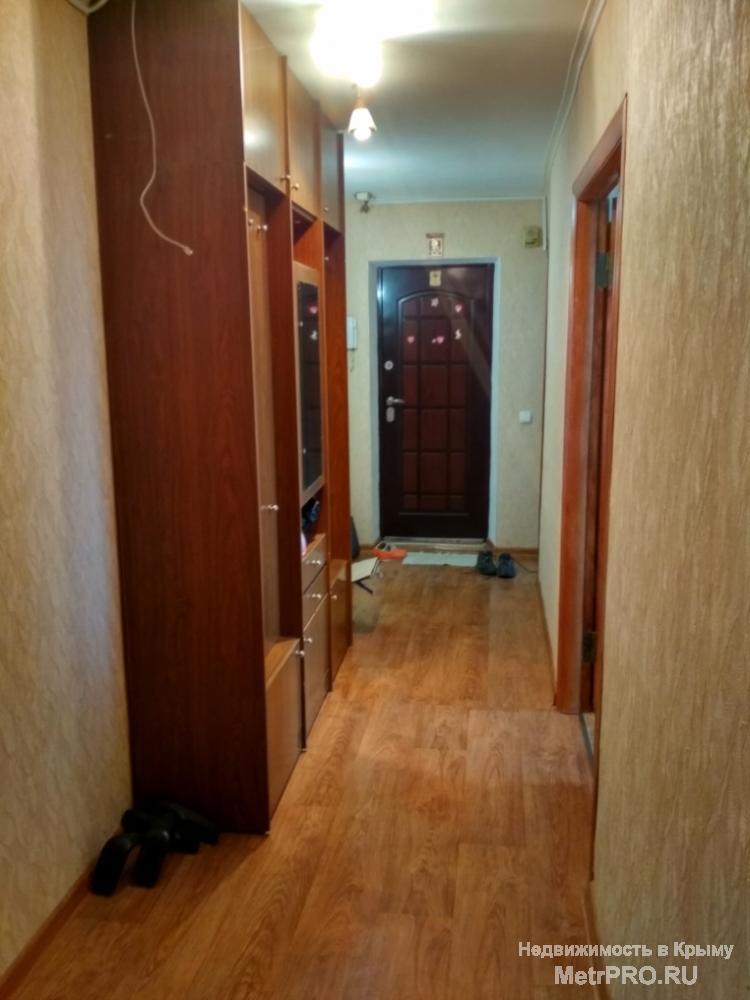 Код объекта 11391640.    Продаётся трёхкомнатная квартира 71.5/40.7/9 кв. м на седьмом этаже семиэтажного блочного... - 15