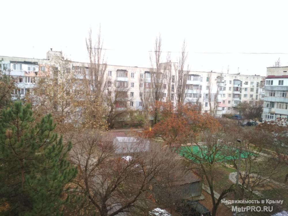 Код объекта 11391665.    Продаётся трёхкомнатная квартира 75.6/39.9/9.4 кв. м на пятом этаже пятиэтажного блочного... - 4