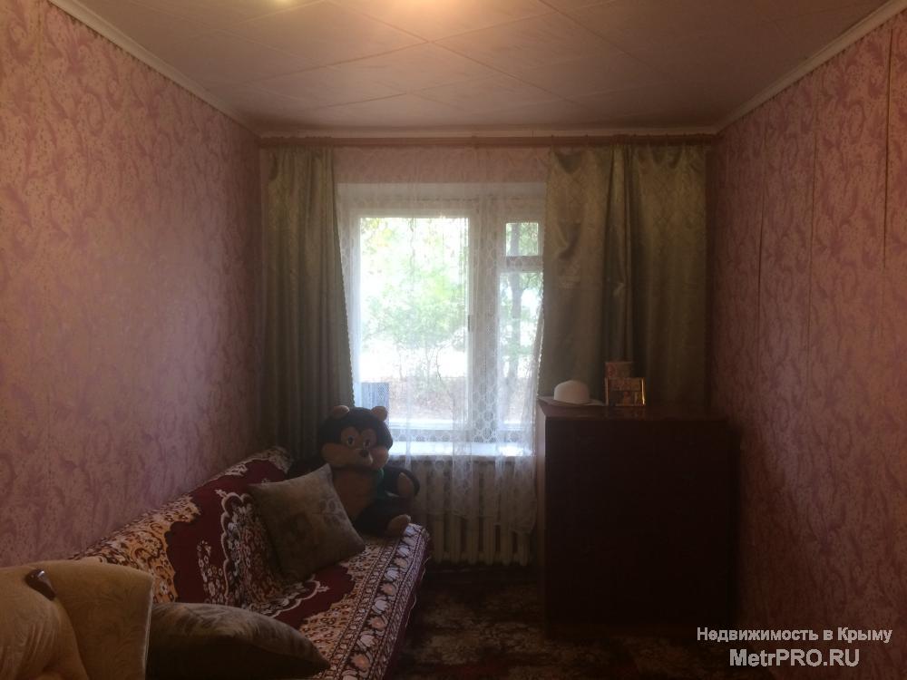 Код объекта 11391561.    Продаётся двухкомнатная квартира 53/30/6 кв. м на первом этаже пятиэтажного блочного дома по... - 6