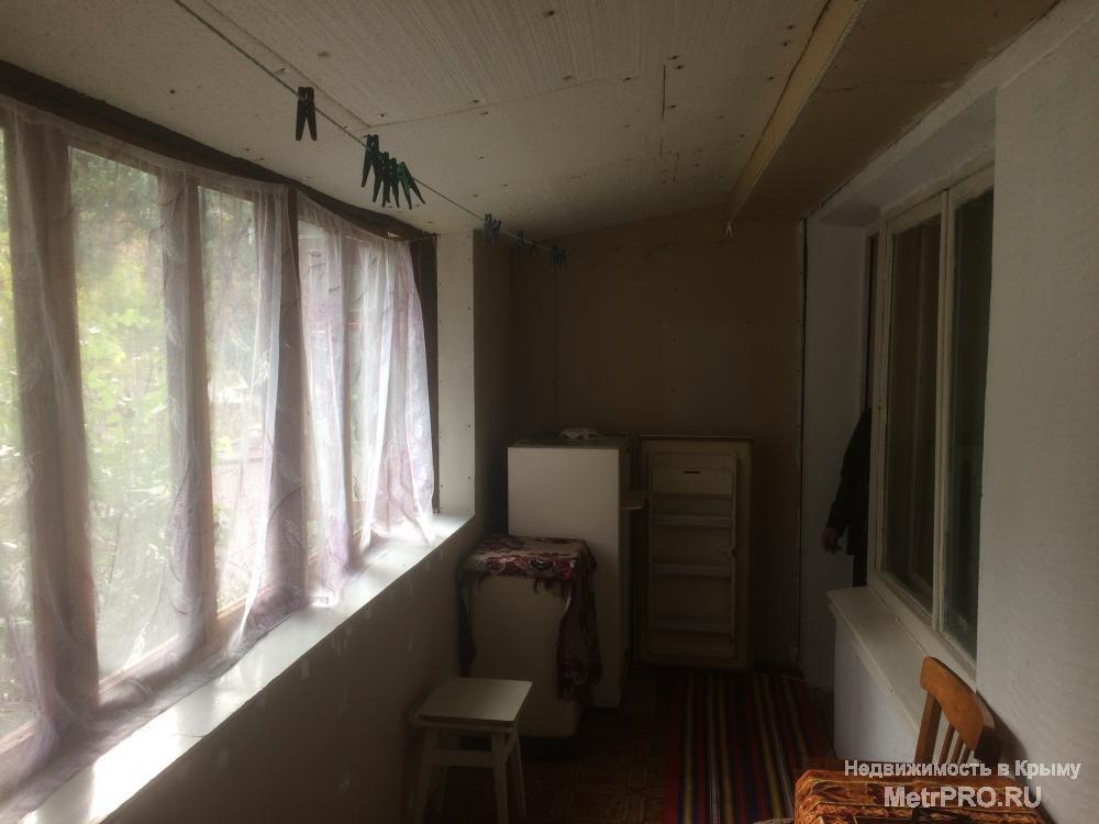 Код объекта 11391561.    Продаётся двухкомнатная квартира 53/30/6 кв. м на первом этаже пятиэтажного блочного дома по... - 8