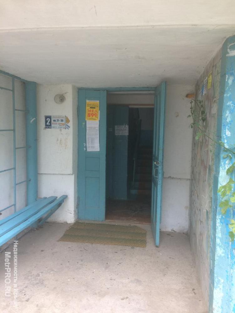Код объекта 11391561.    Продаётся двухкомнатная квартира 53/30/6 кв. м на первом этаже пятиэтажного блочного дома по... - 9