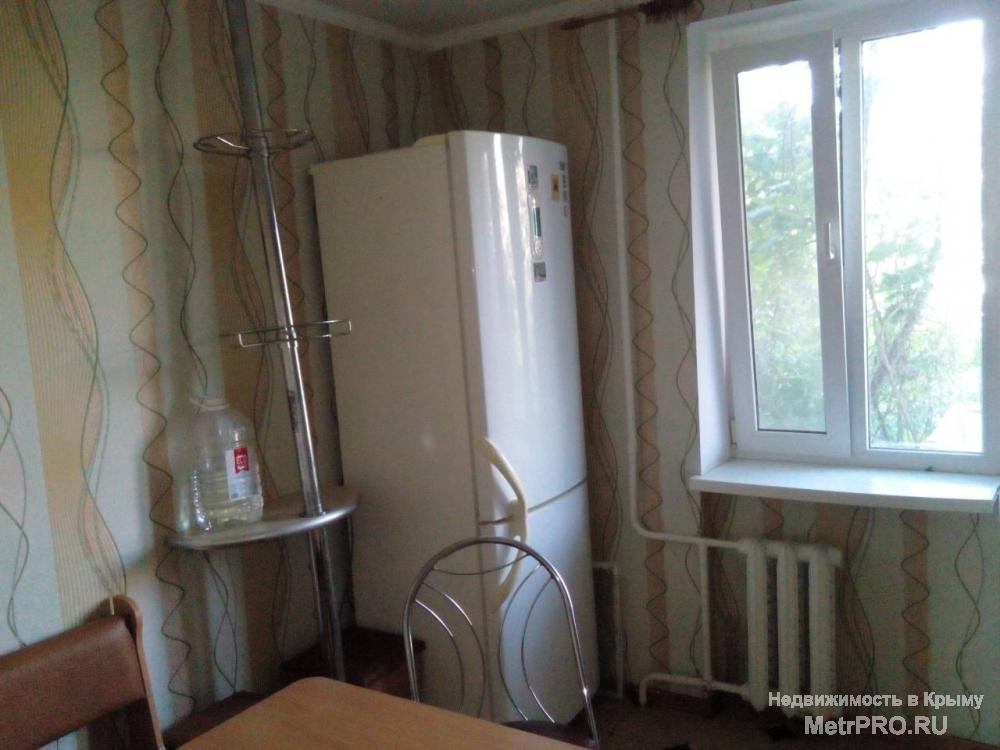 Код объекта 11391550.    Продаётся трёхкомнатная квартира 76.1/40.4/9 кв. м на третьем этаже пятиэтажного блочного... - 6