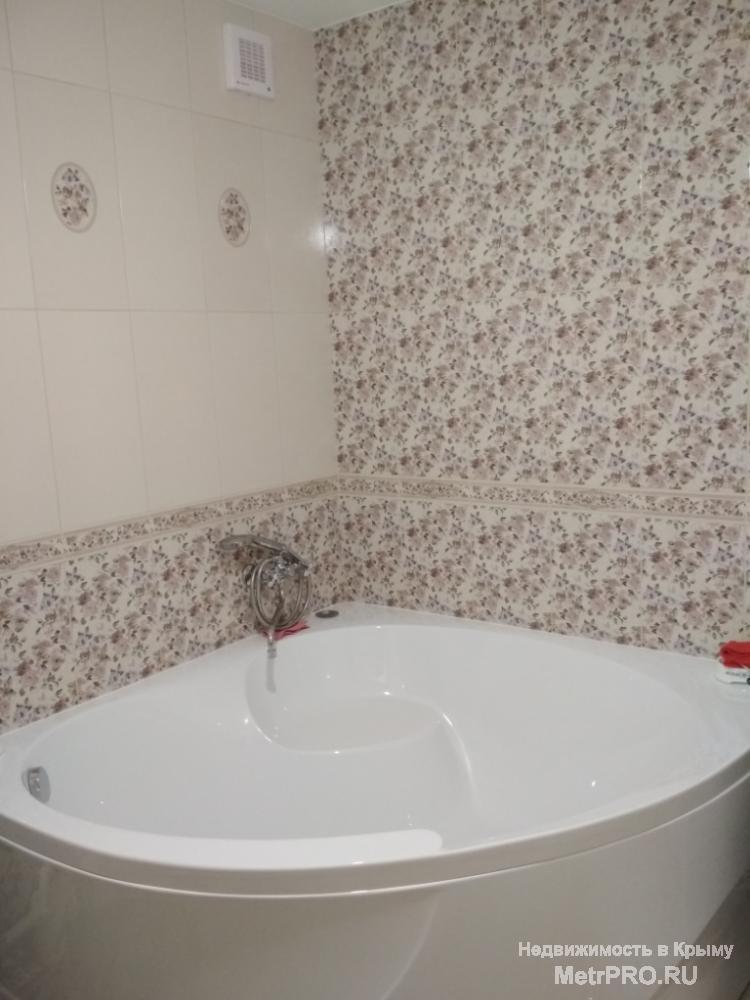 Код объекта 11391577.    Продаётся двухкомнатная квартира 56.3/23.2/24.1  кв. м на втором этаже четырёхэтажного... - 1