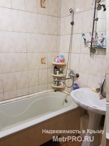 Код объекта 11391528.    Продам трёхкомнатную квартиру 68/39.5/9.2 кв. м  на пятом этаже пятиэтажного блочного дома... - 2