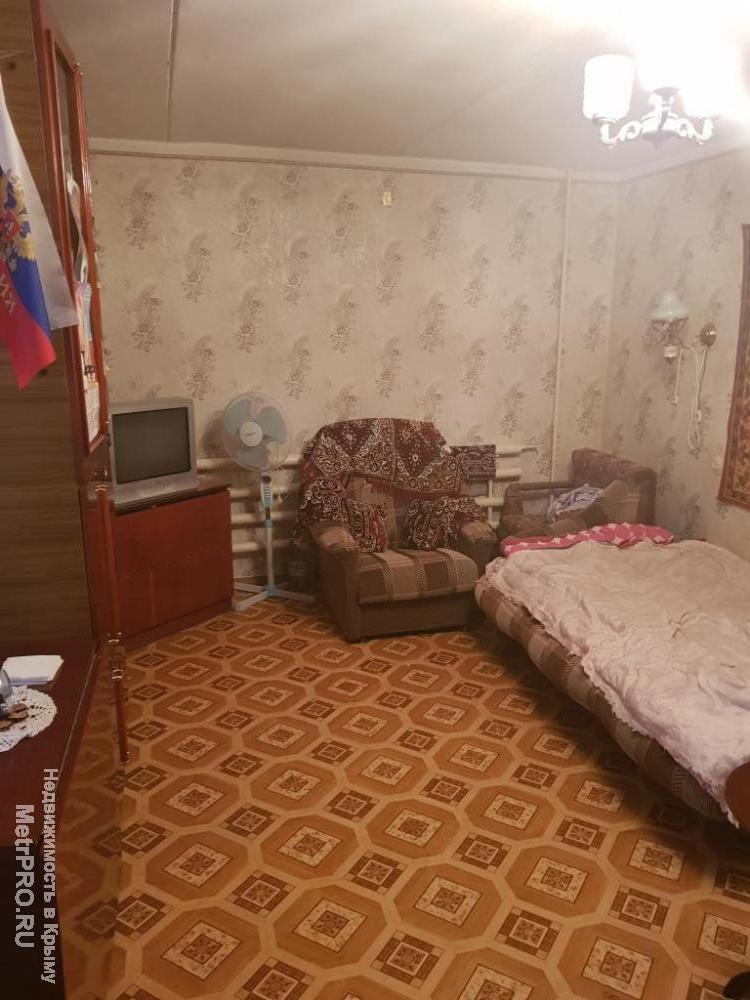 Код объекта 11391486.    Продаётся однокомнатная квартира 31.5/17/5.7 кв. м на первом этаже пятиэтажного блочного...
