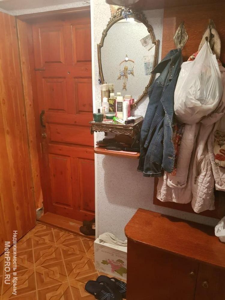Код объекта 11391486.    Продаётся однокомнатная квартира 31.5/17/5.7 кв. м на первом этаже пятиэтажного блочного... - 1