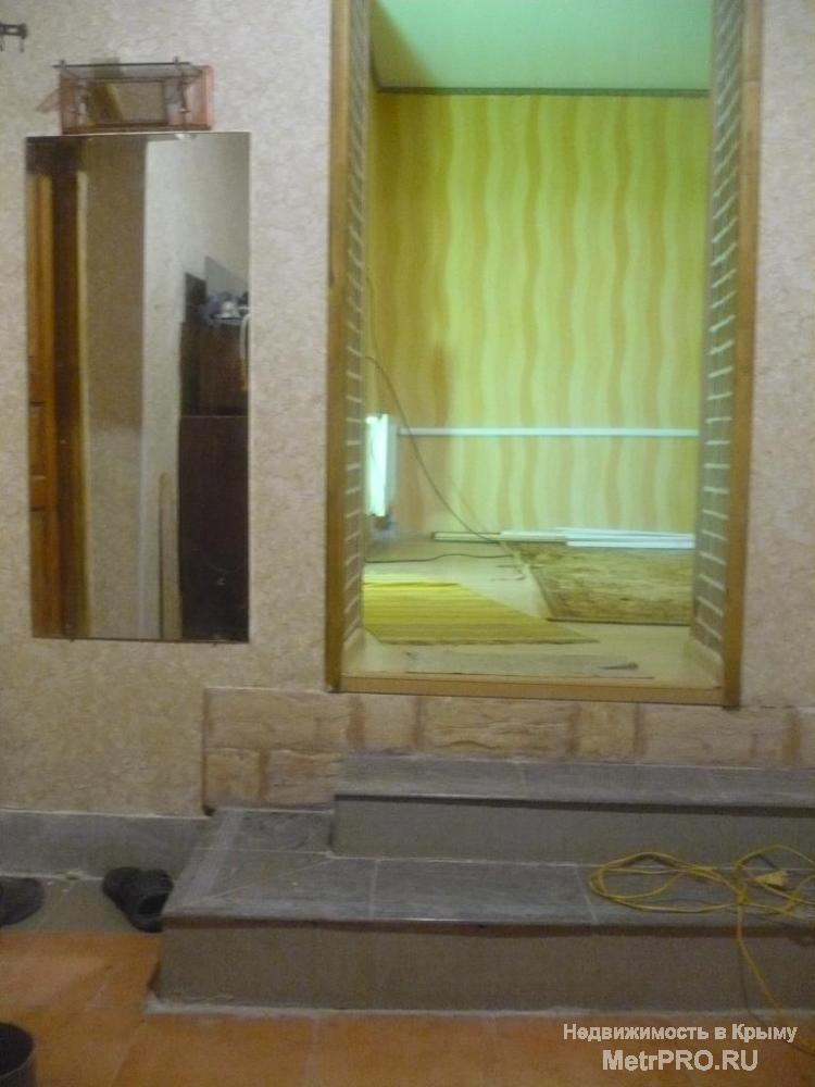 Код объекта 11391410.    Продаётся трёхкомнатная квартира 74/42/8 кв. м, расположенная в одноэтажном доме по улице... - 7