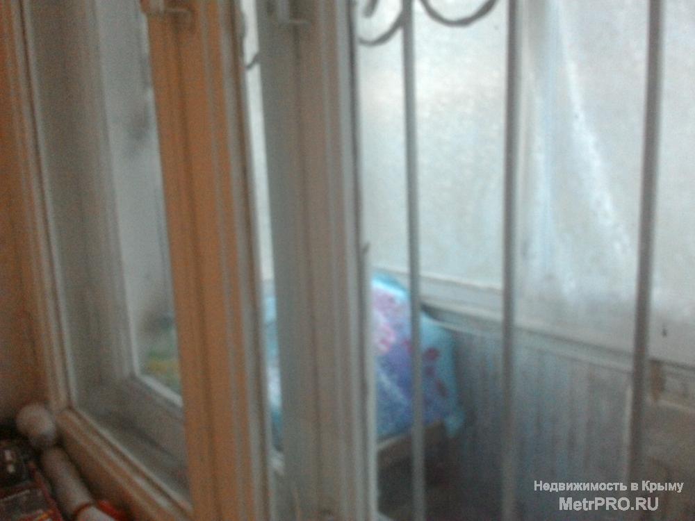 Код объекта 11391270.     Продаётся однокомнатная квартира 34/18.4/7.3 кв. м, расположенная на первом этаже... - 3