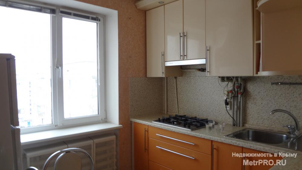 Код объекта 11391432.     Продаётся трёхкомнатная квартира 59/37.9/6.2 кв. м, расположенная на пятом этаже...