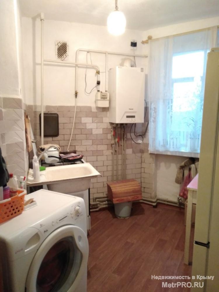 Код объекта 11391406.    Продаётся однокомнатная квартира 30.6/15.9/7.8 кв. м на третьем этаже пятиэтажного блочного... - 1
