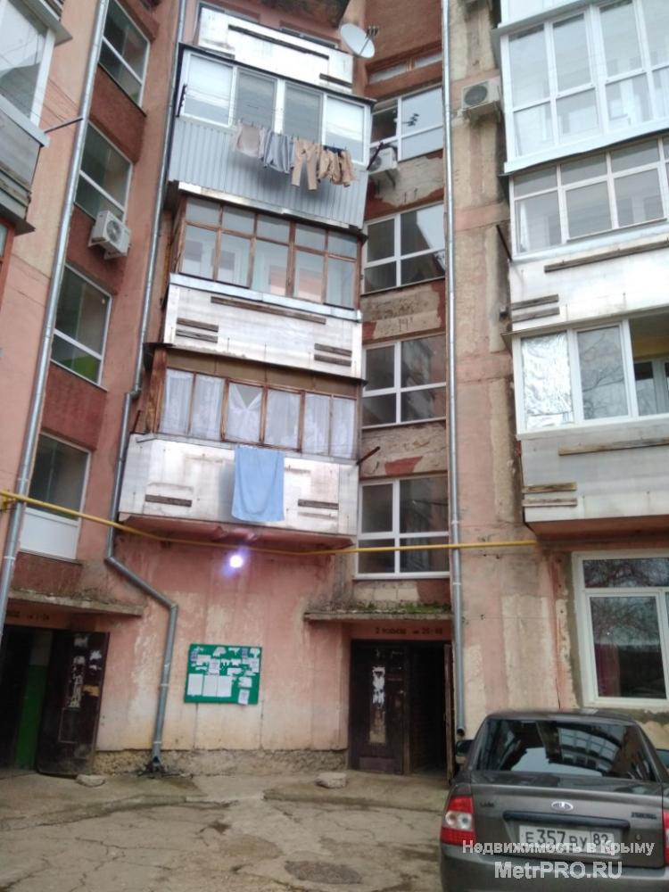 Код объекта 11391406.    Продаётся однокомнатная квартира 30.6/15.9/7.8 кв. м на третьем этаже пятиэтажного блочного... - 8