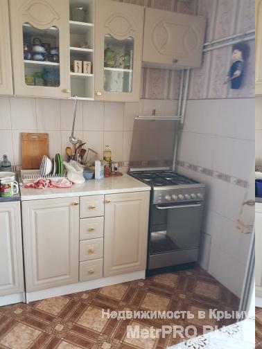 Код объекта 11391412.    Продаётся трёхкомнатная квартира 71.7/43/7.1  кв. м  на пятом этаже пятиэтажного блочного...