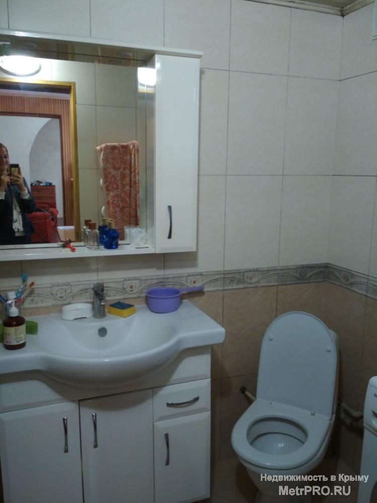 Код объекта 11391298.    Продам однокомнатную квартиру 34.6/18.9/7.9 кв. м в одноэтажном доме по улице Советская в... - 1