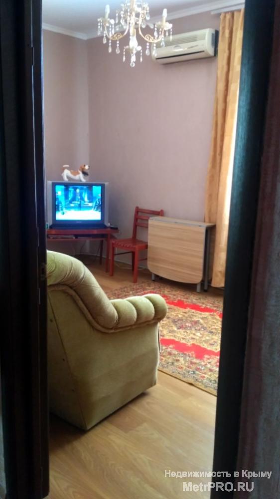 Код объекта 11391456.    Продаётся трёхкомнатная квартира 75/48/9 кв. м на втором этаже двухэтажного дома по улице... - 1
