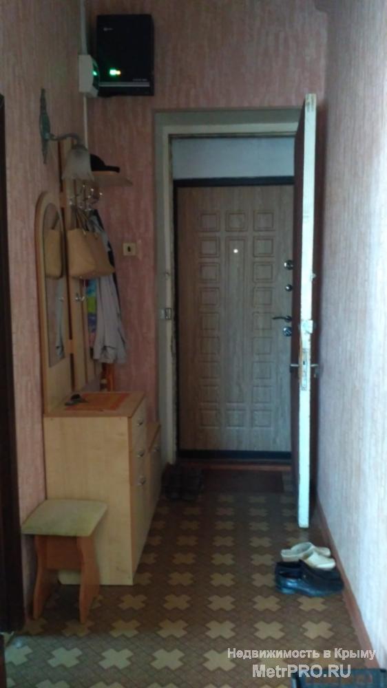Код объекта 11391456.    Продаётся трёхкомнатная квартира 75/48/9 кв. м на втором этаже двухэтажного дома по улице... - 6