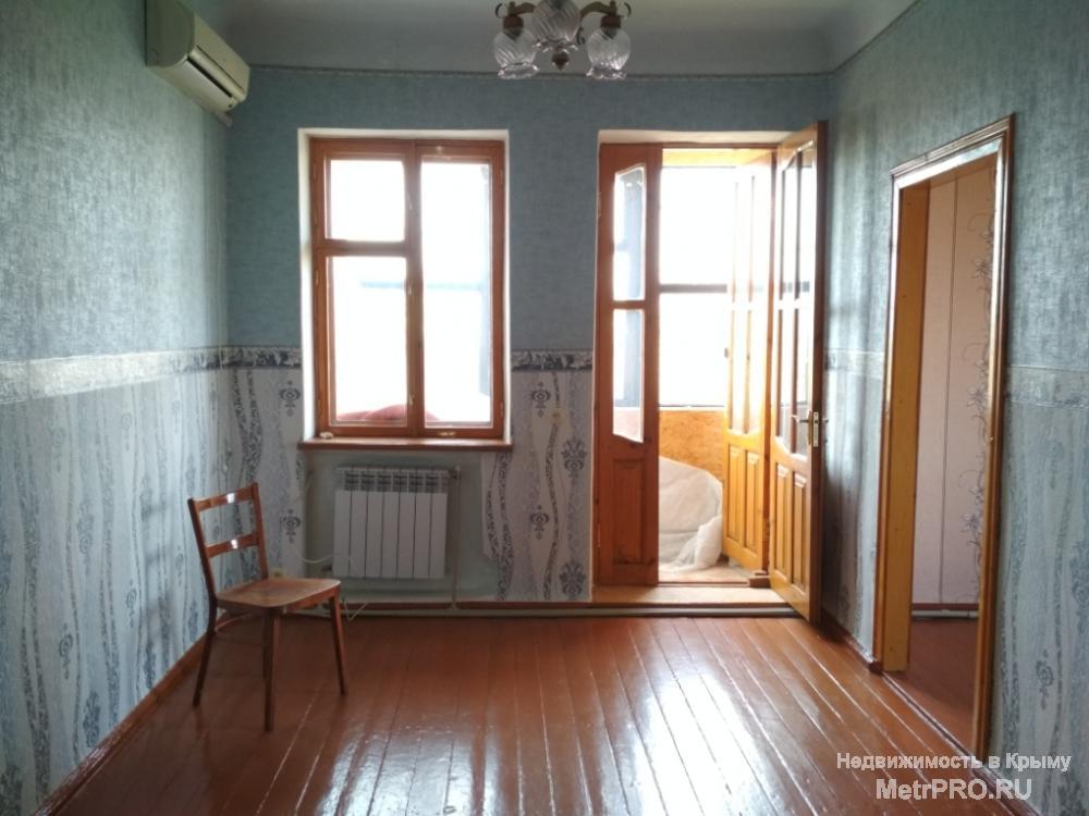 Код объекта 11391333.    Продаётся двухкомнатная квартира 41.5/25.3/5.6 кв. м на втором этаже двухэтажного блочного...
