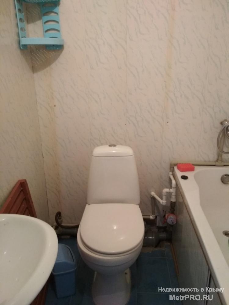 Код объекта 11391333.    Продаётся двухкомнатная квартира 41.5/25.3/5.6 кв. м на втором этаже двухэтажного блочного... - 3